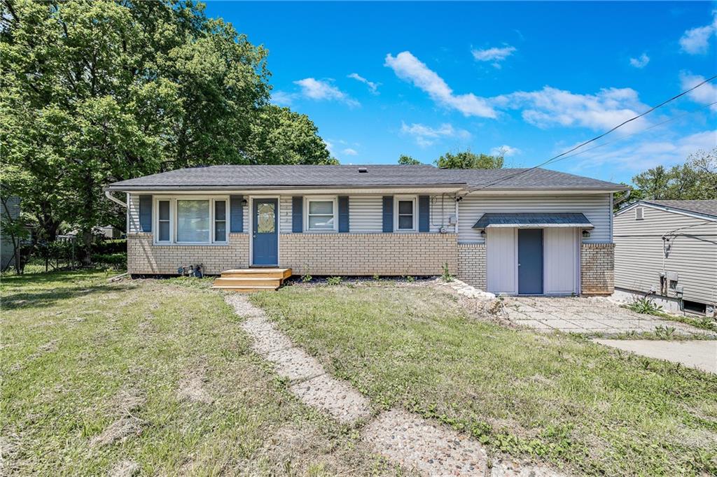 Listing Photo MLS #HMS2547961
