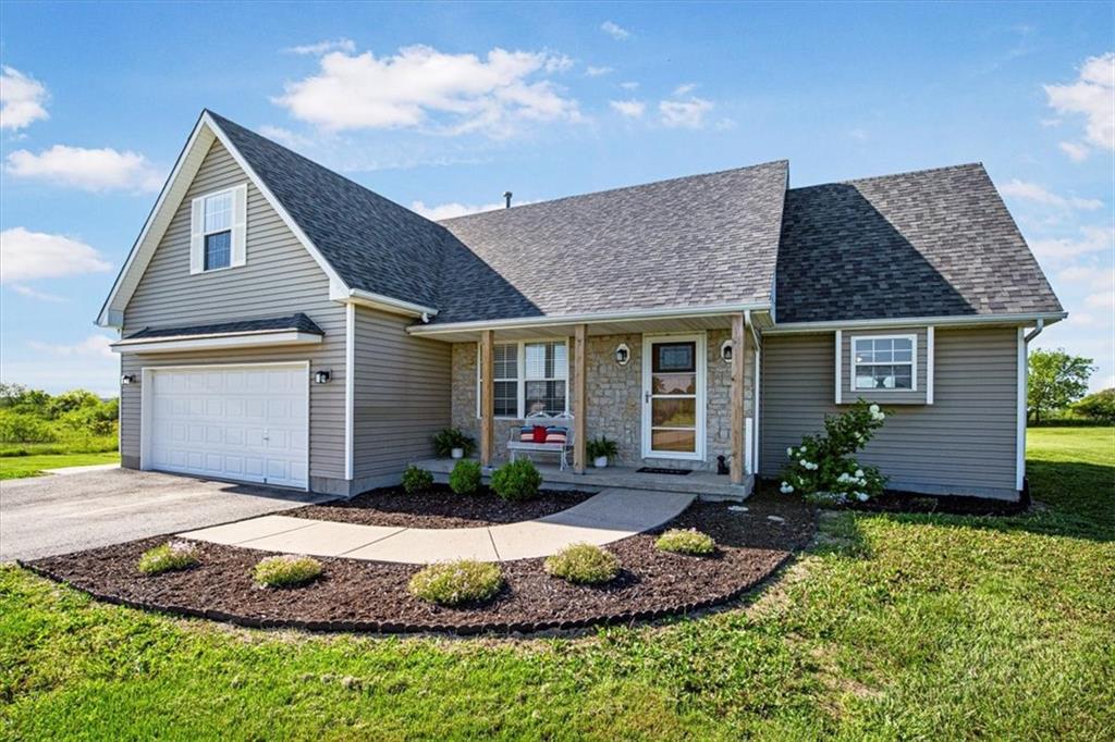 Listing Photo MLS #HMS2548235