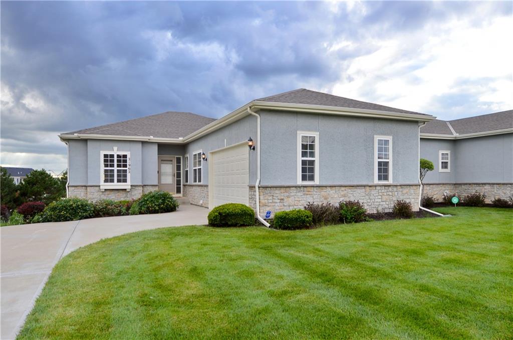 Listing Photo MLS #HMS2548335