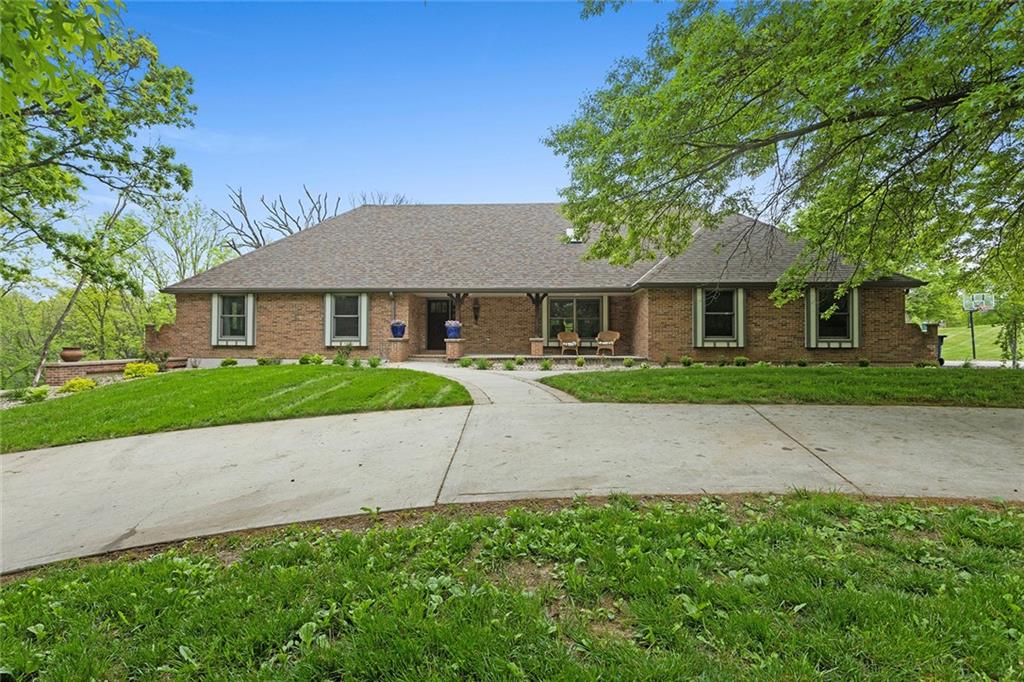 Listing Photo MLS #HMS2548382