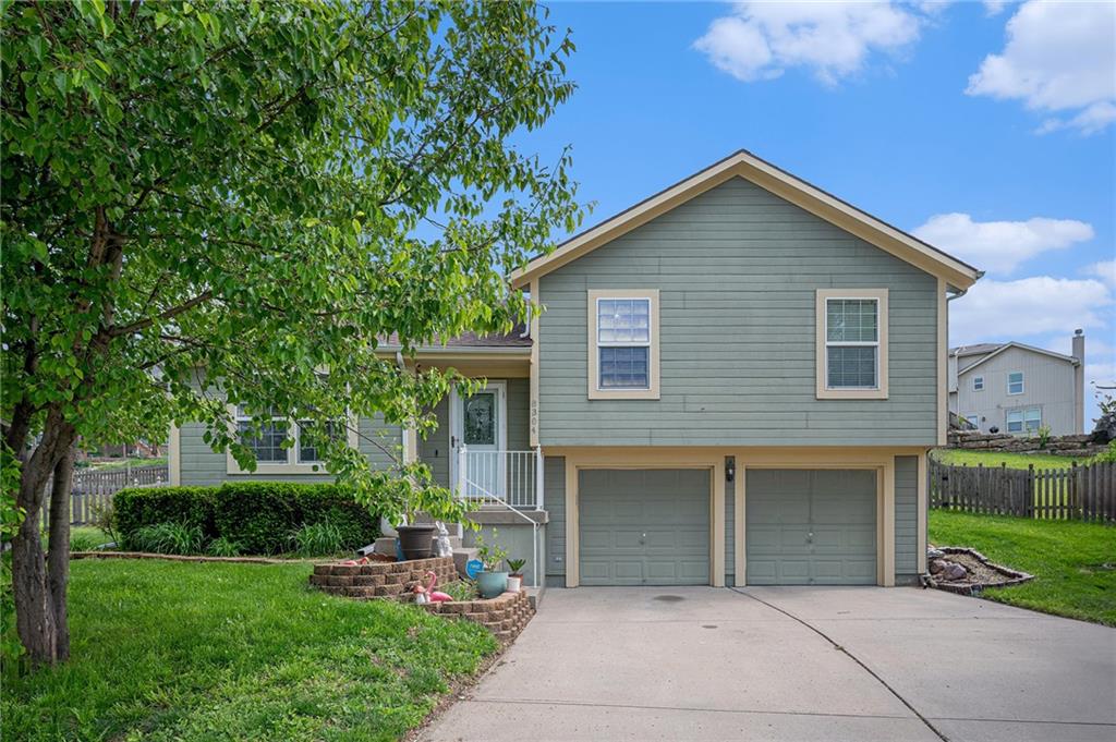 Listing Photo MLS #HMS2548424