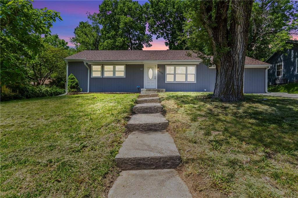 Listing Photo MLS #HMS2548680