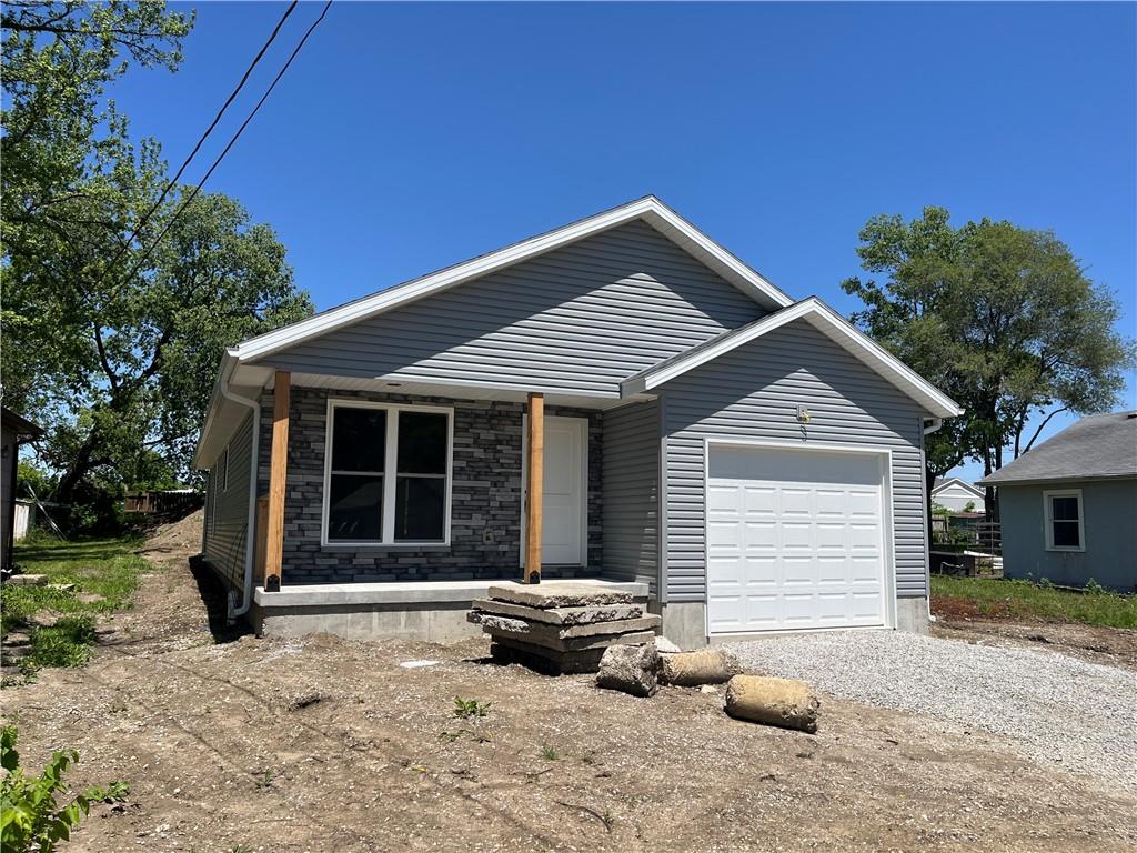 Listing Photo MLS #HMS2548805