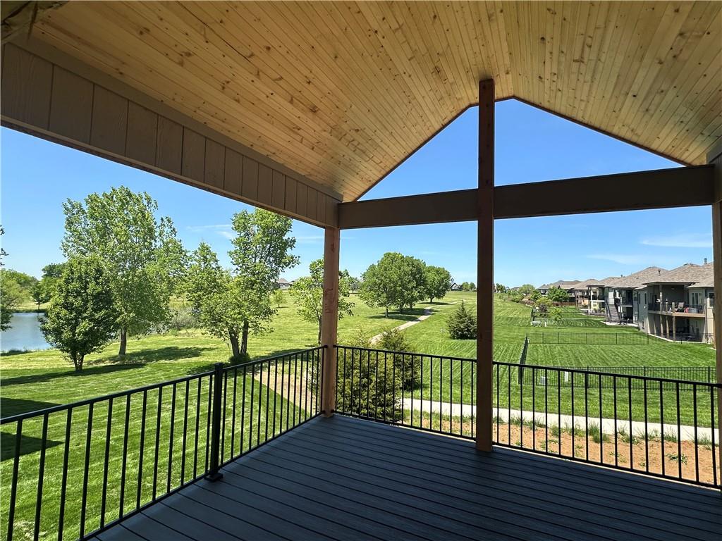 Listing Photo MLS #HMS2548928