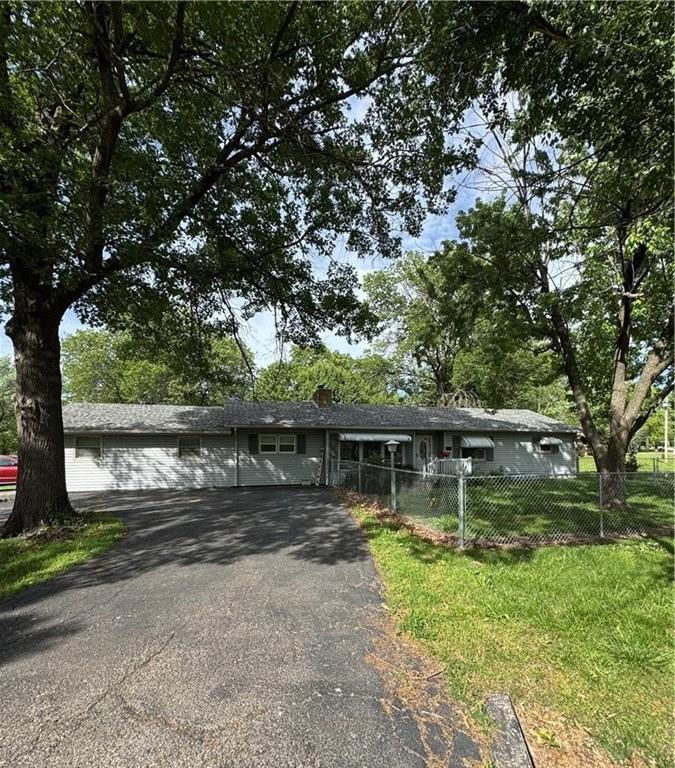 Listing Photo MLS #HMS2549035