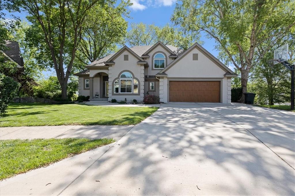 Listing Photo MLS #HMS2549154