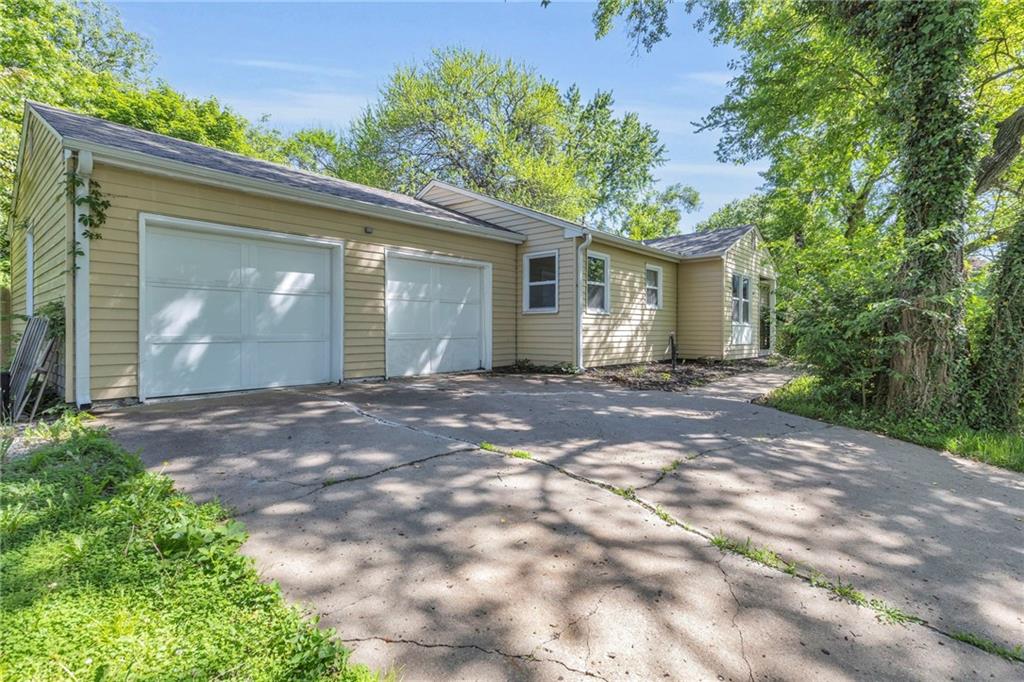 Listing Photo MLS #HMS2549312