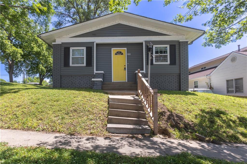 Listing Photo MLS #HMS2549341