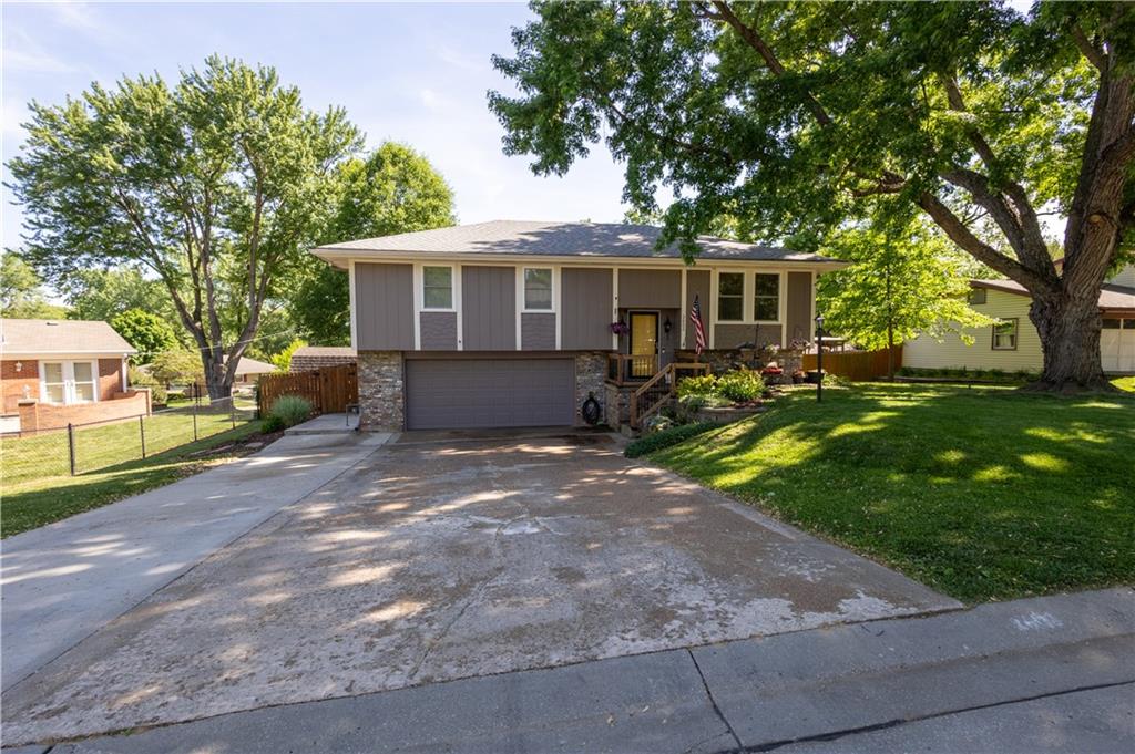 Listing Photo MLS #HMS2549433