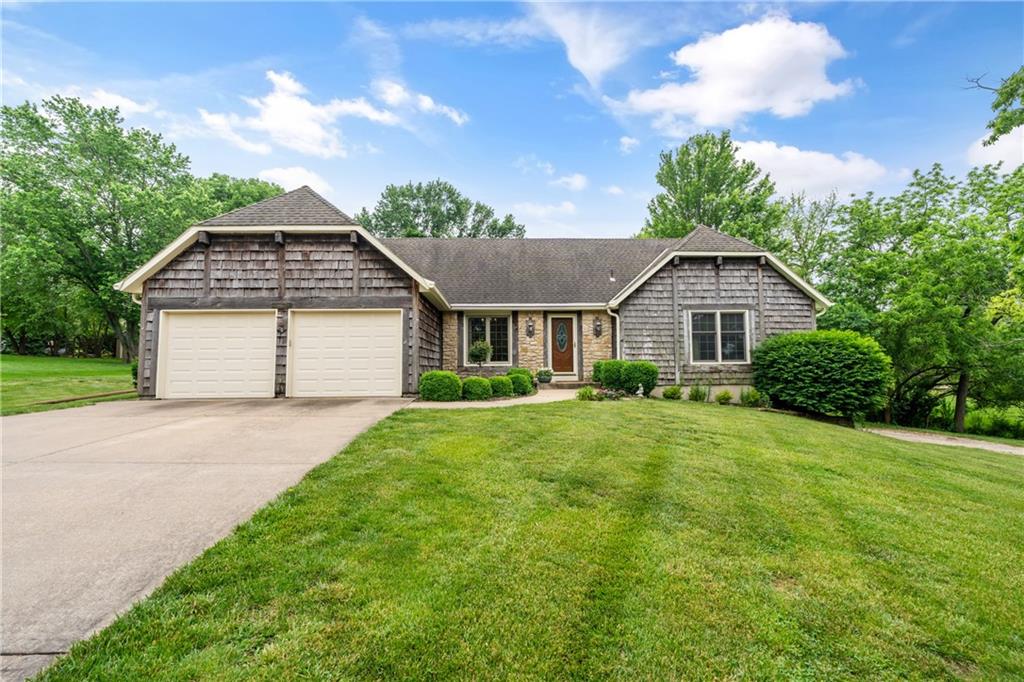 Listing Photo MLS #HMS2549678