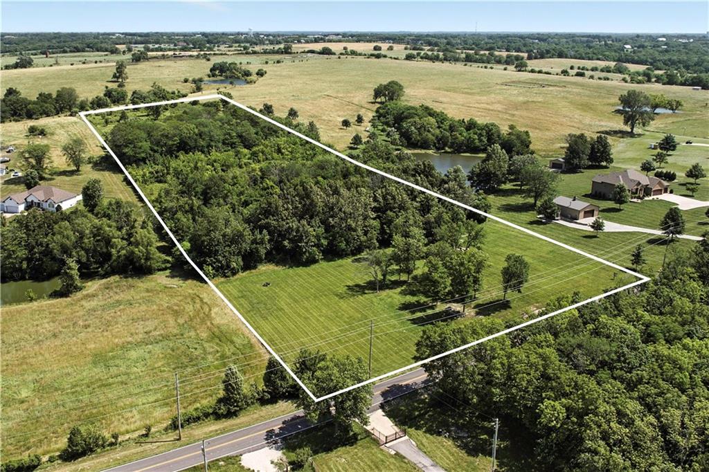 Listing Photo MLS #HMS2549795