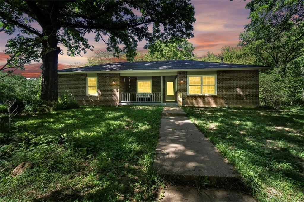 Listing Photo MLS #HMS2550155