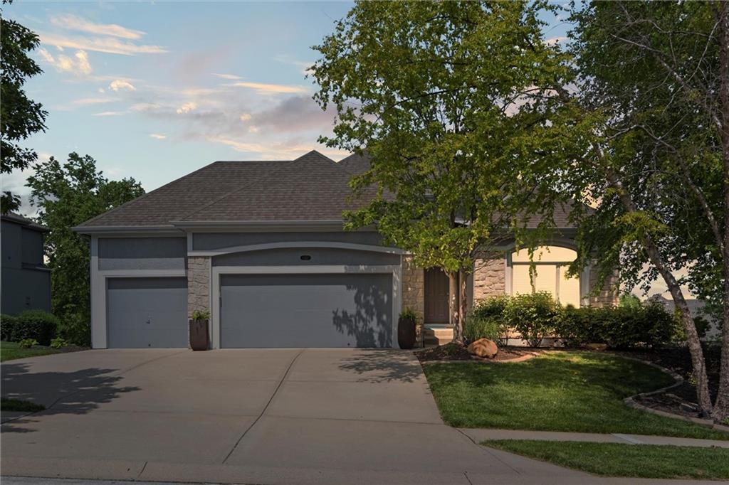 Listing Photo MLS #HMS2550417