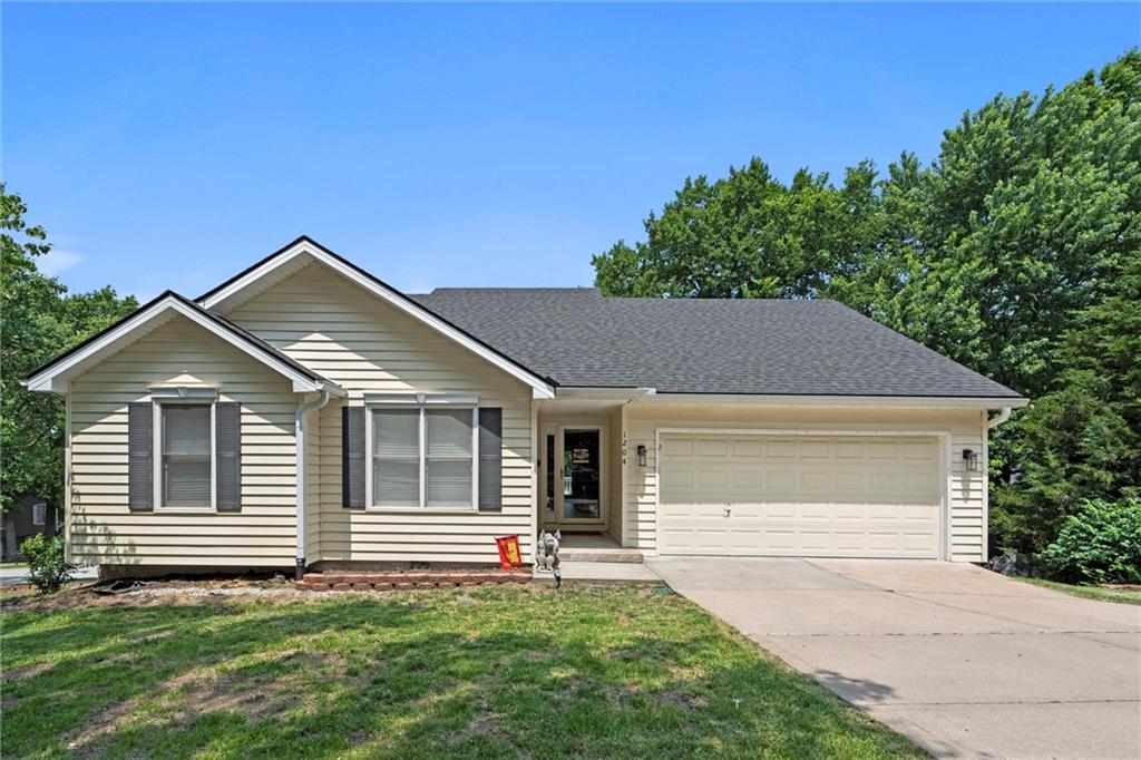 Listing Photo MLS #HMS2550491