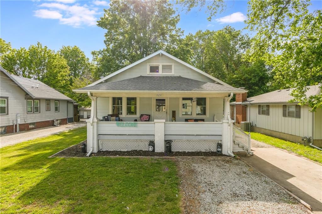 Listing Photo MLS #HMS2550830