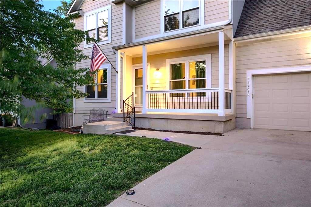 Listing Photo MLS #HMS2550991
