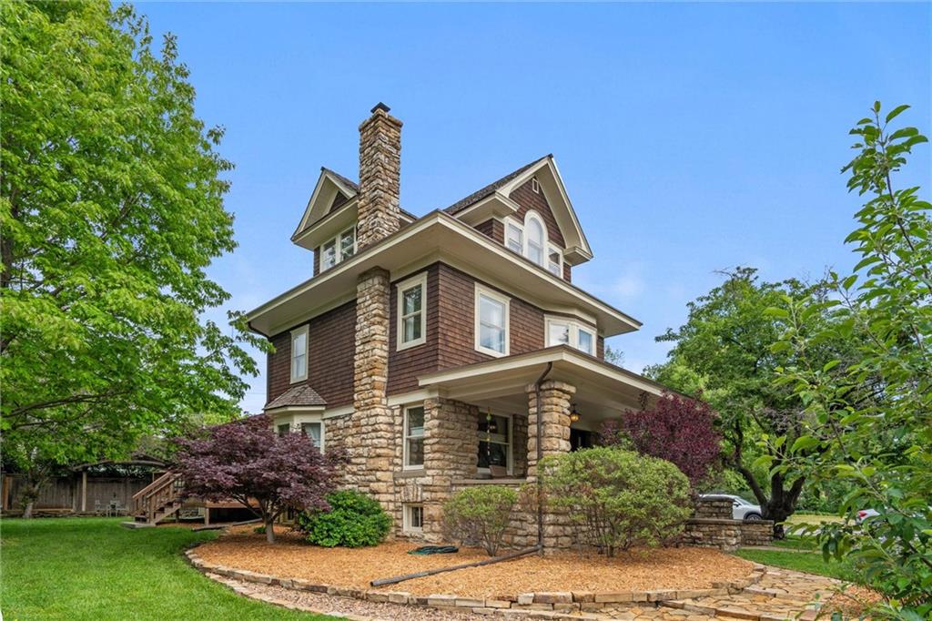 Listing Photo MLS #HMS2551139