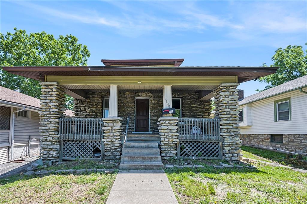 Listing Photo MLS #HMS2551313