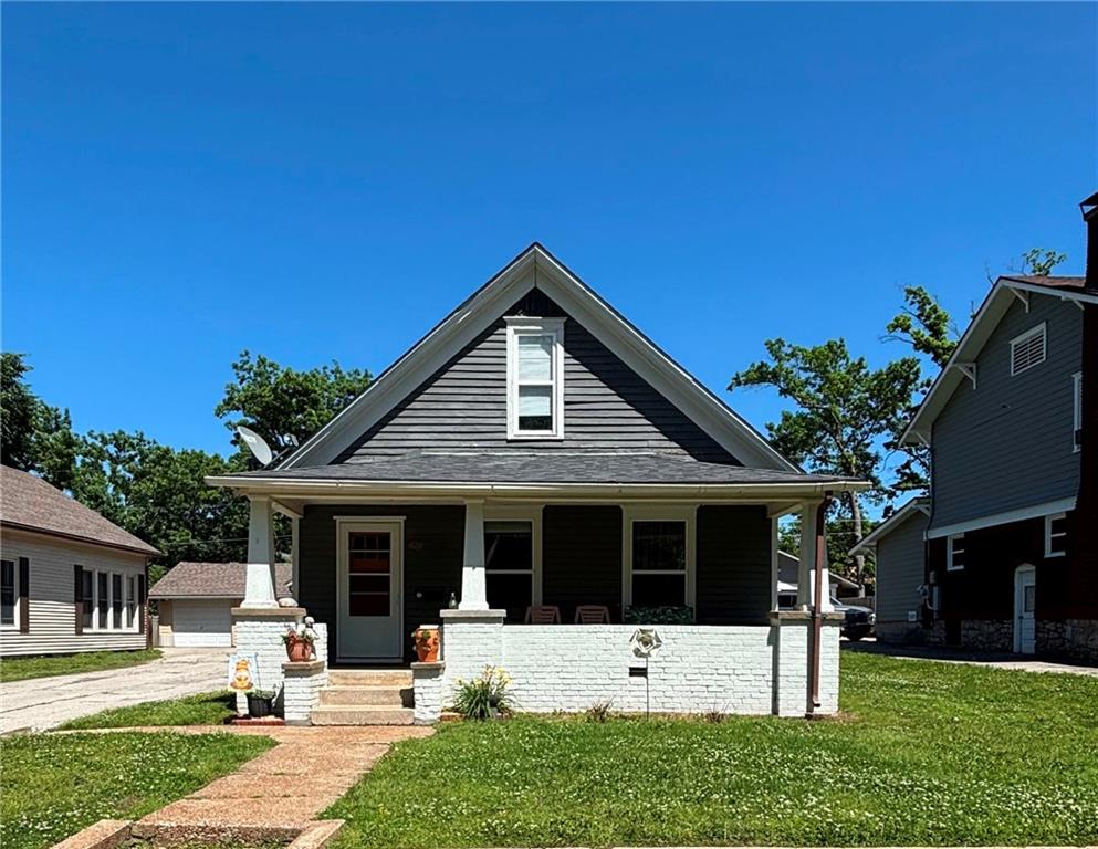 Listing Photo MLS #HMS2551390