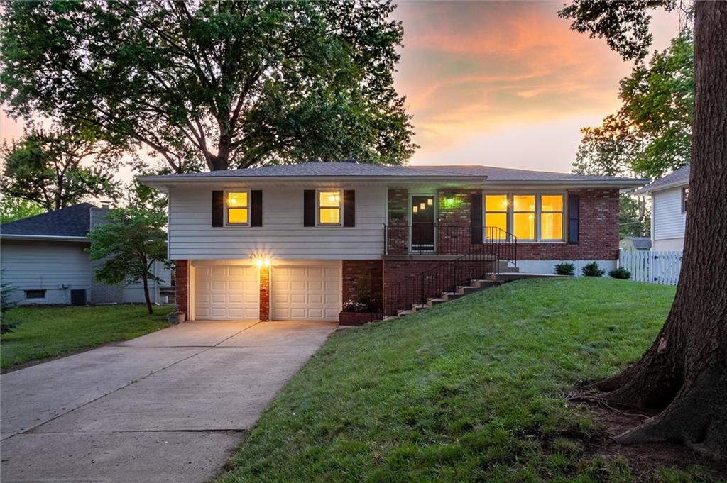 Listing Photo MLS #HMS2551414