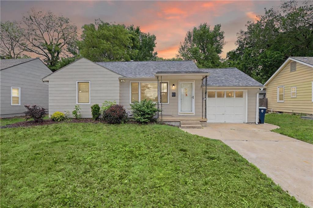 Listing Photo MLS #HMS2551486