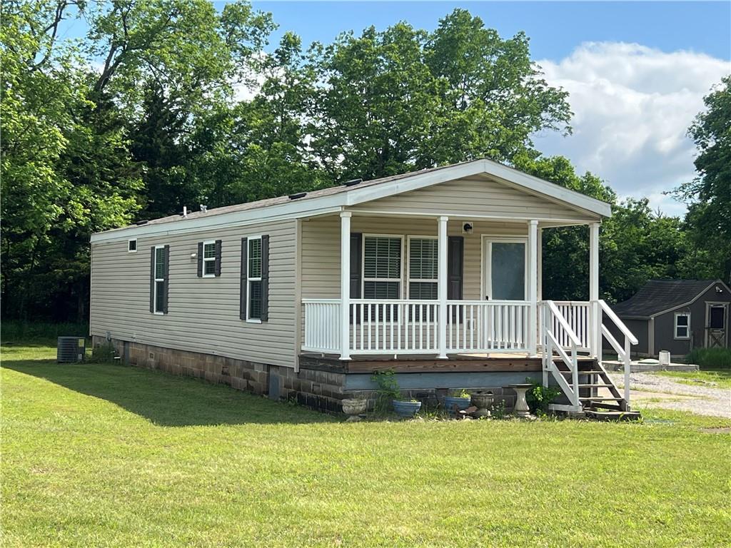 Listing Photo MLS #HMS2551573