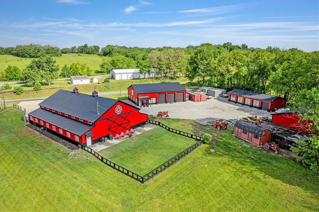 Listing Photo MLS #HMS2552144