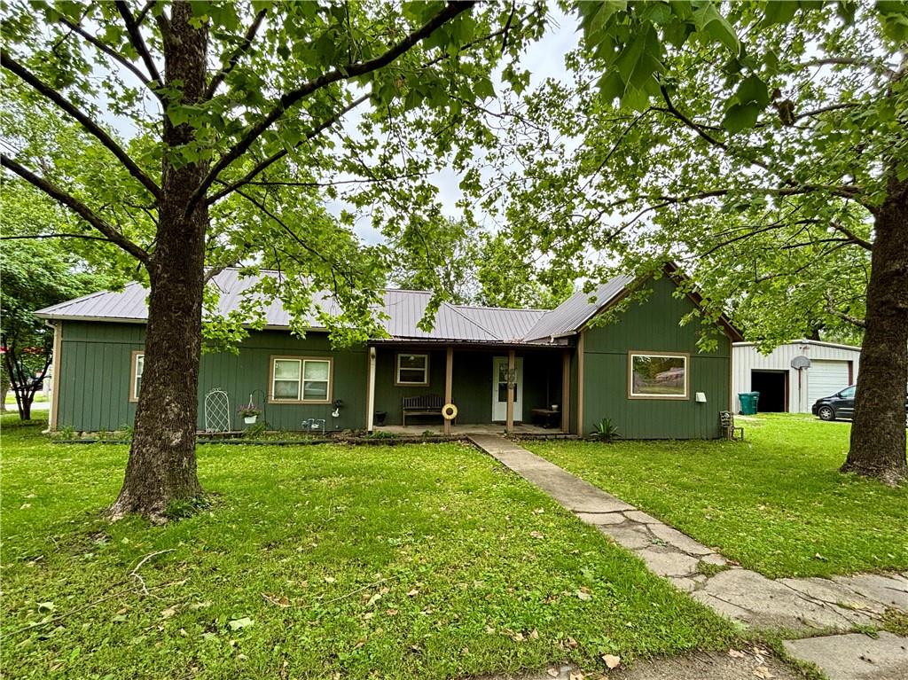 Listing Photo MLS #HMS2552340