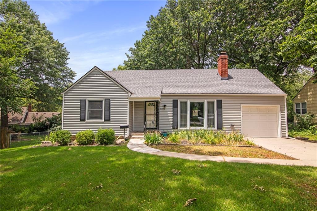 Listing Photo MLS #HMS2552356