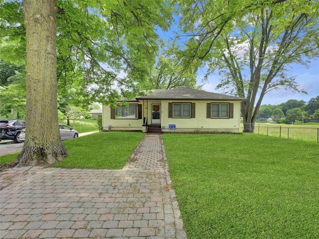 Listing Photo MLS #HMS2552608
