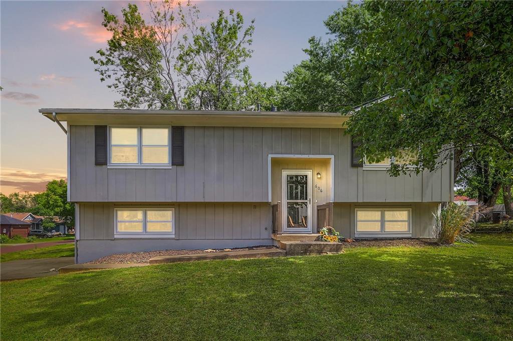 Listing Photo MLS #HMS2552908
