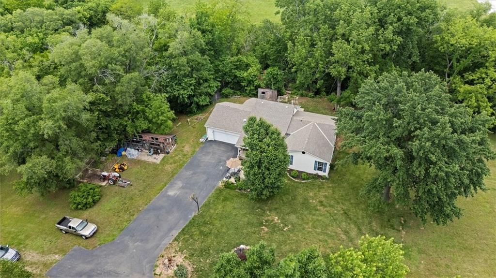 Listing Photo MLS #HMS2552922