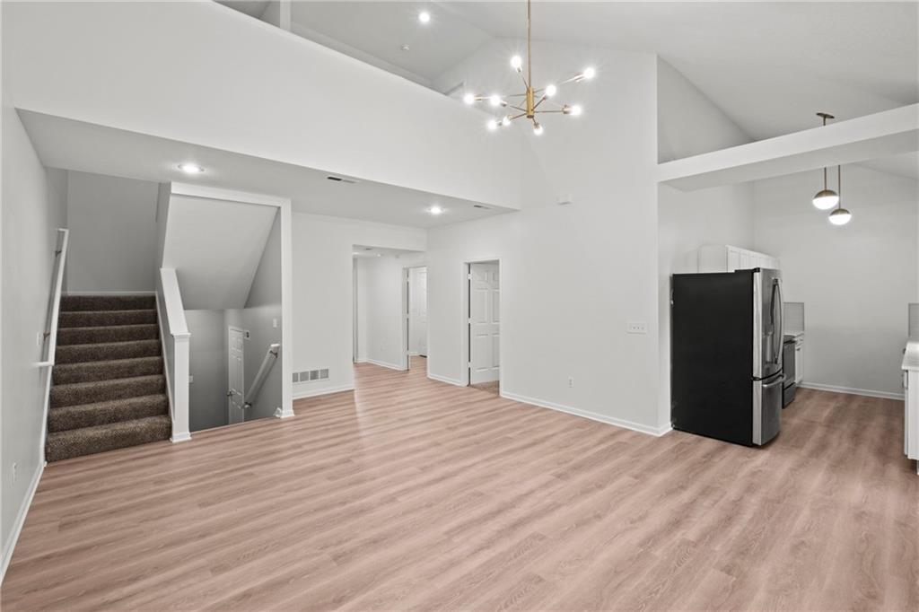 Listing Photo MLS #HMS2552969