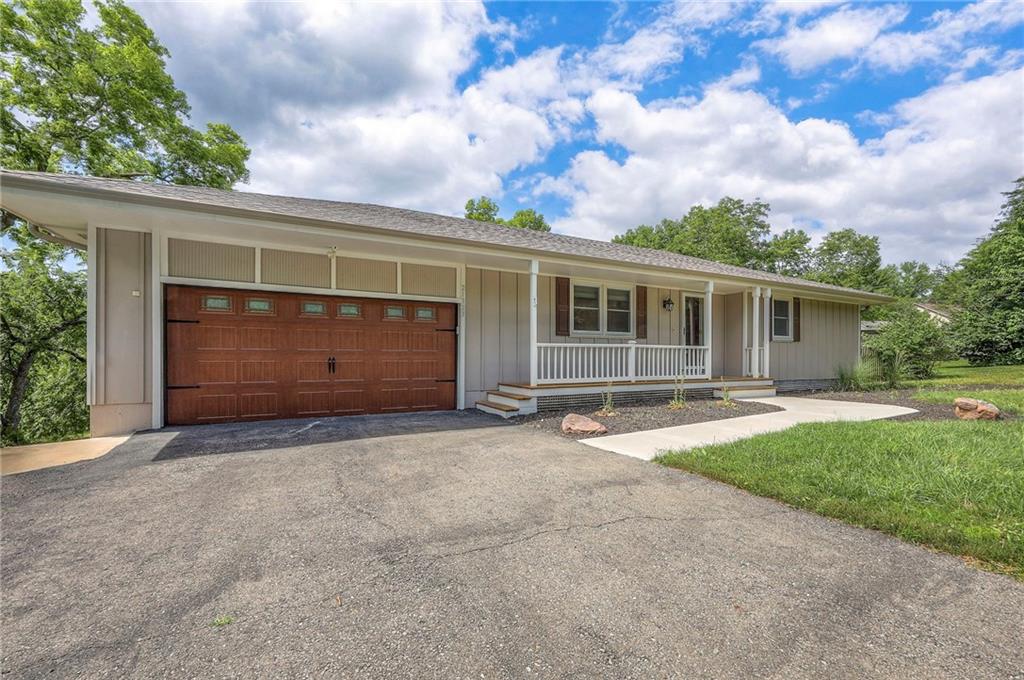 Listing Photo MLS #HMS2553090
