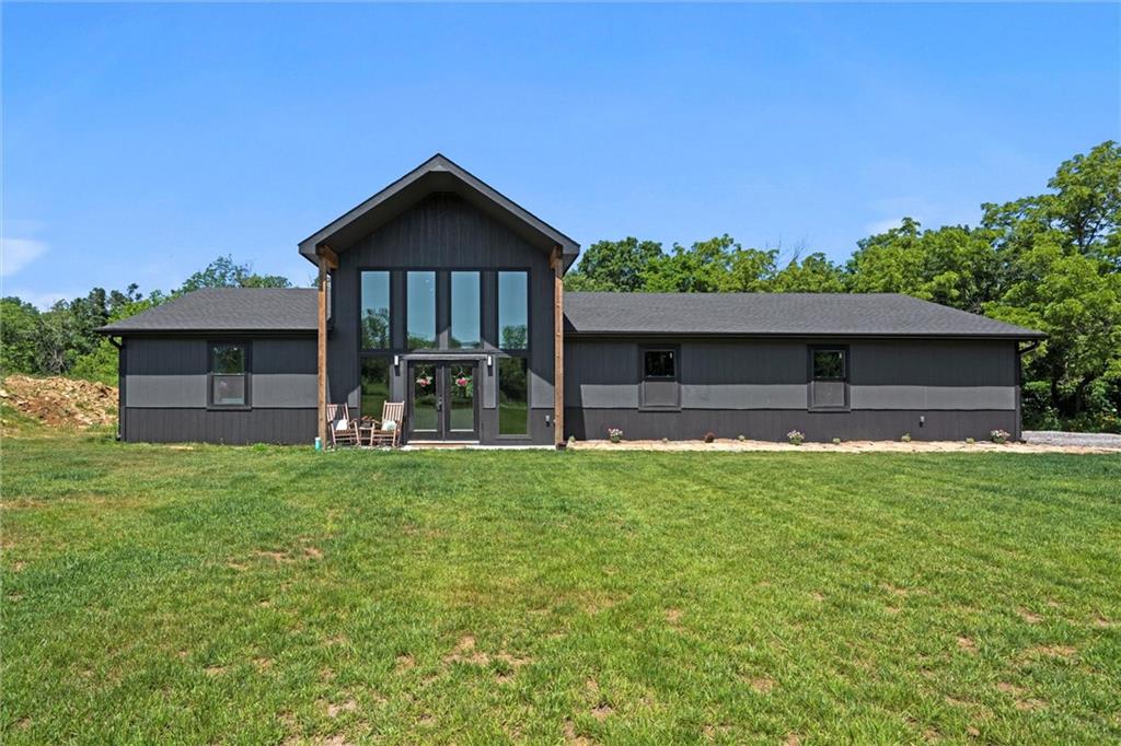 Listing Photo MLS #HMS2553223
