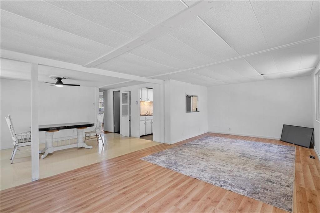 Listing Photo MLS #HMS2553255