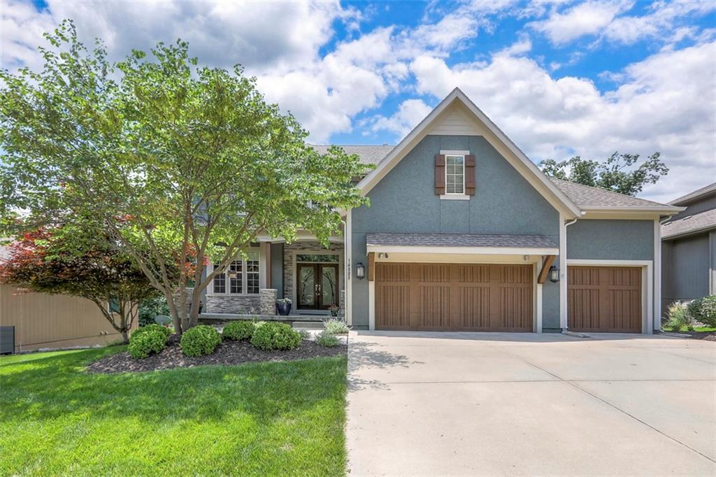 Listing Photo MLS #HMS2553328