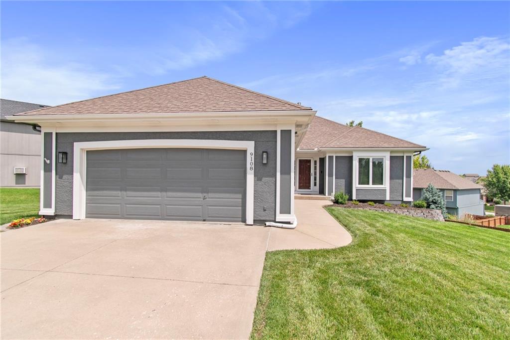 Listing Photo MLS #HMS2553530