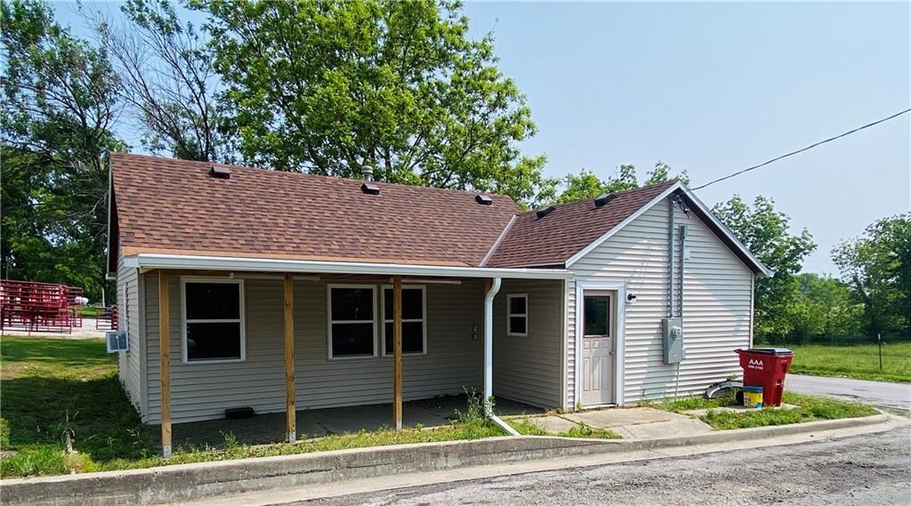 Listing Photo MLS #HMS2553561