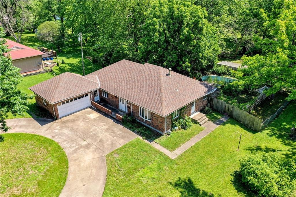 Listing Photo MLS #HMS2553630