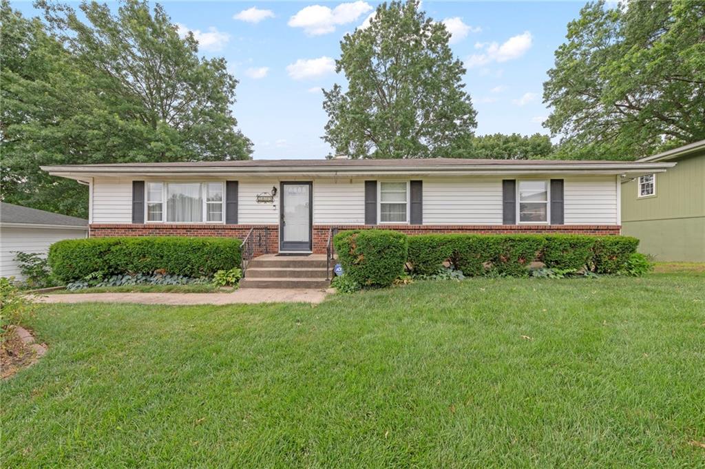 Listing Photo MLS #HMS2553645