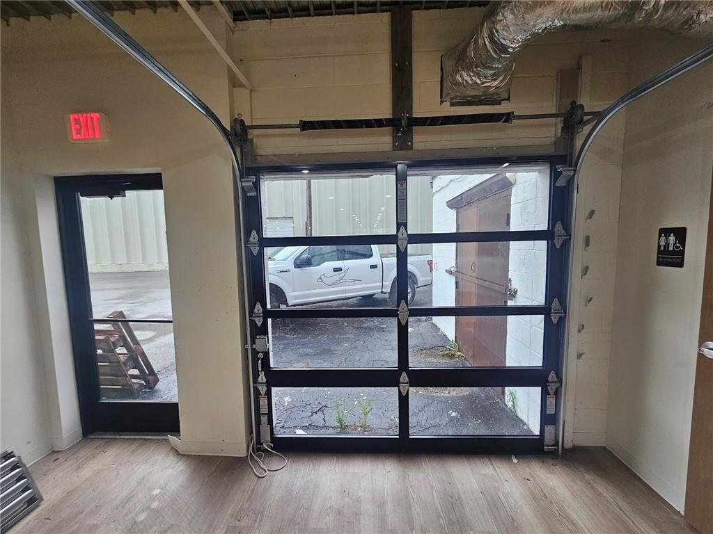 Listing Photo MLS #HMS2553700
