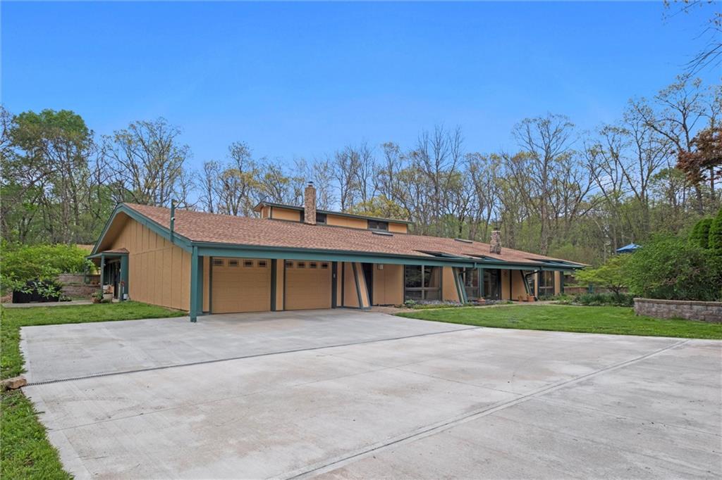 Listing Photo MLS #HMS2553776