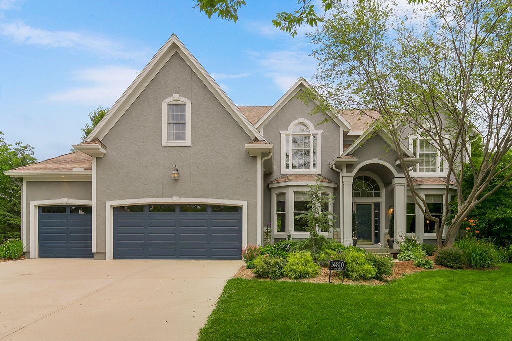 Listing Photo MLS #HMS2553875