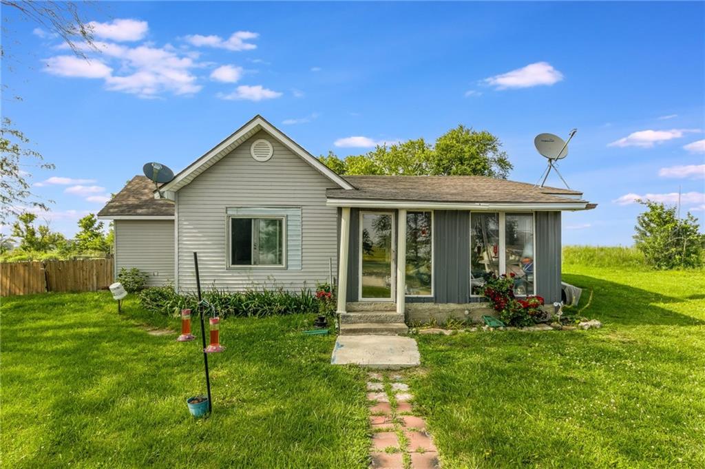 Listing Photo MLS #HMS2553897