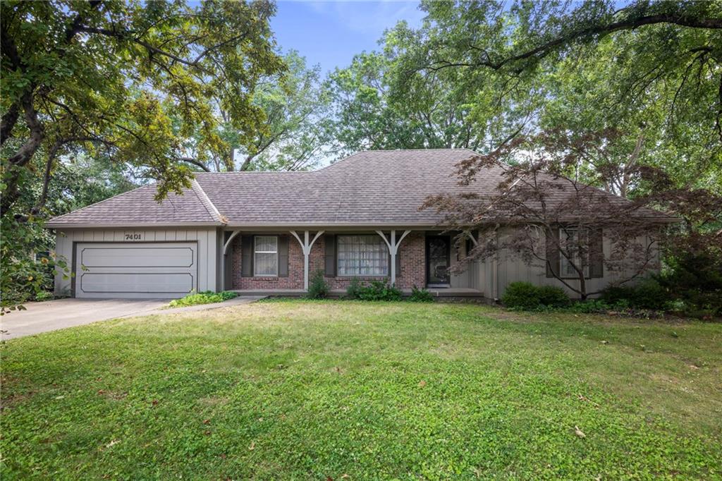Listing Photo MLS #HMS2553900