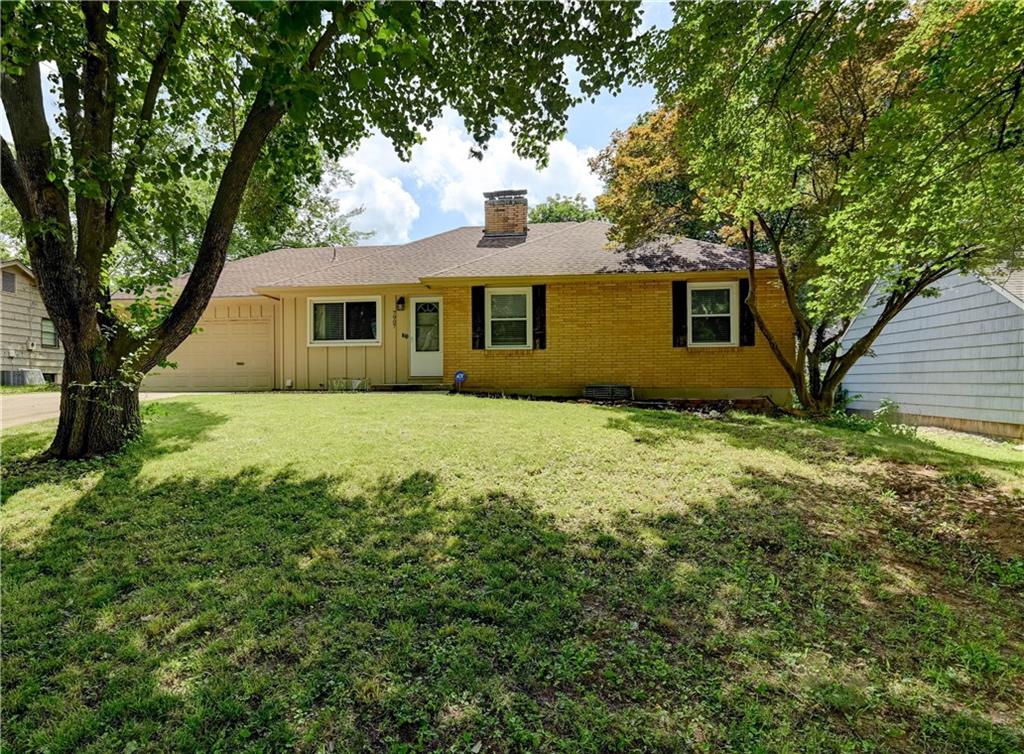 Listing Photo MLS #HMS2554977