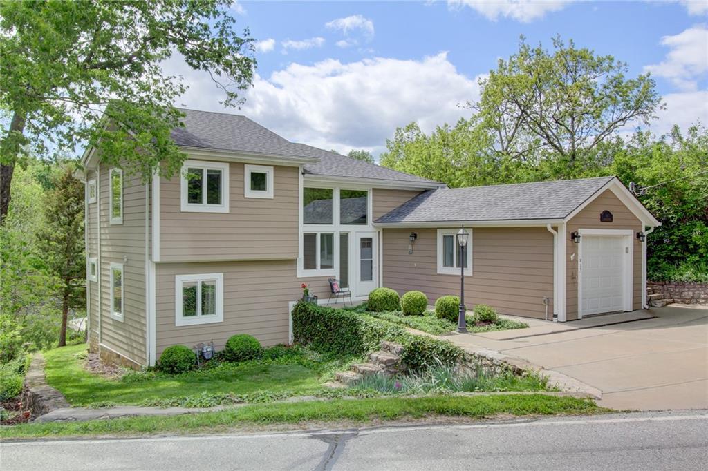 Listing Photo MLS #HMS2555091