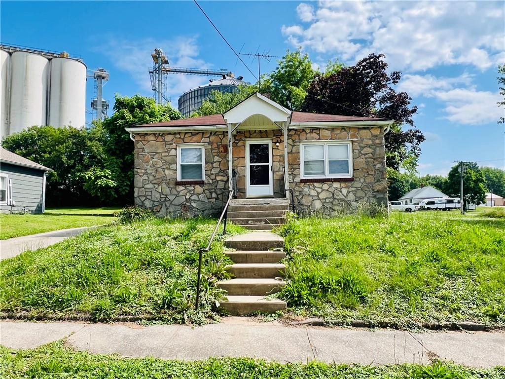 Listing Photo MLS #HMS2555147