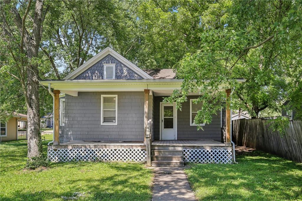 Listing Photo MLS #HMS2555177